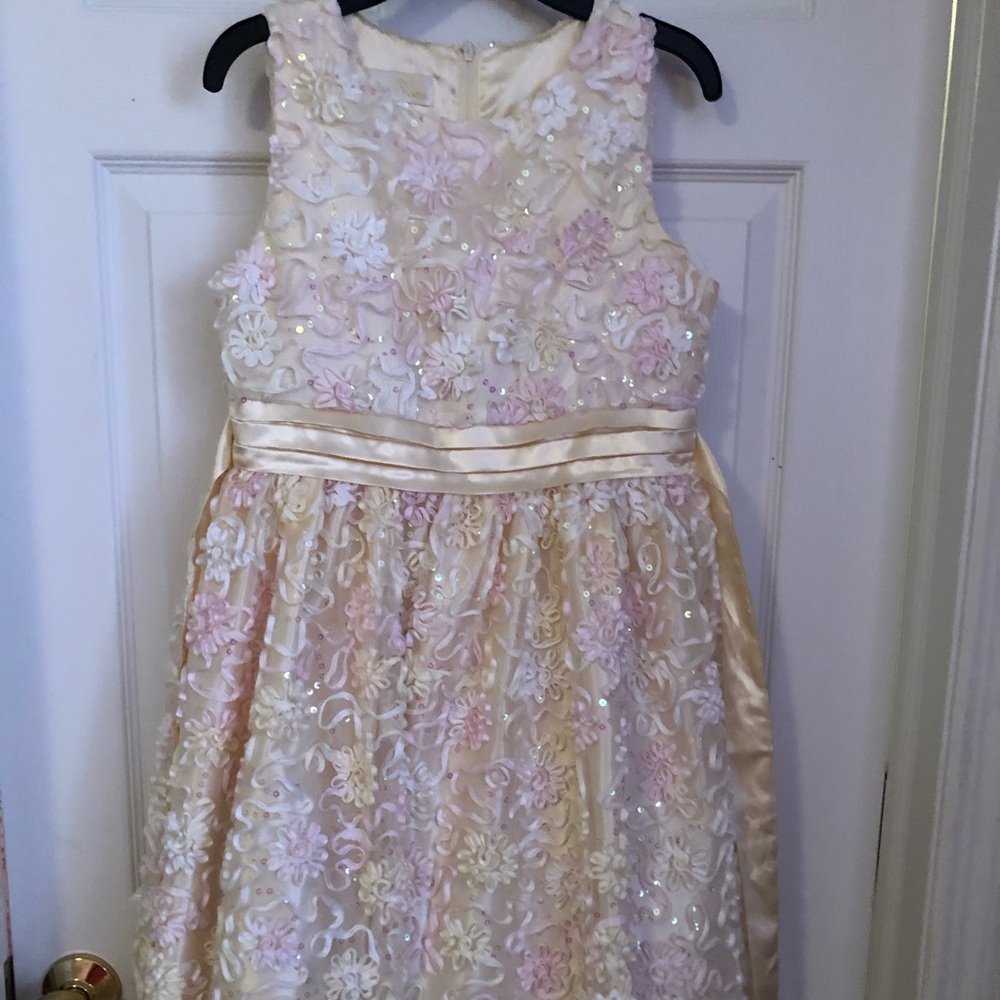 Beautiful Girls Formal Gown size 16